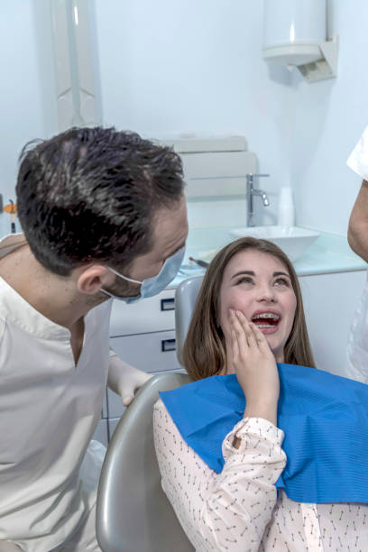 Best Emergency Dental Care for Abscessed Tooth in Wallace, FL